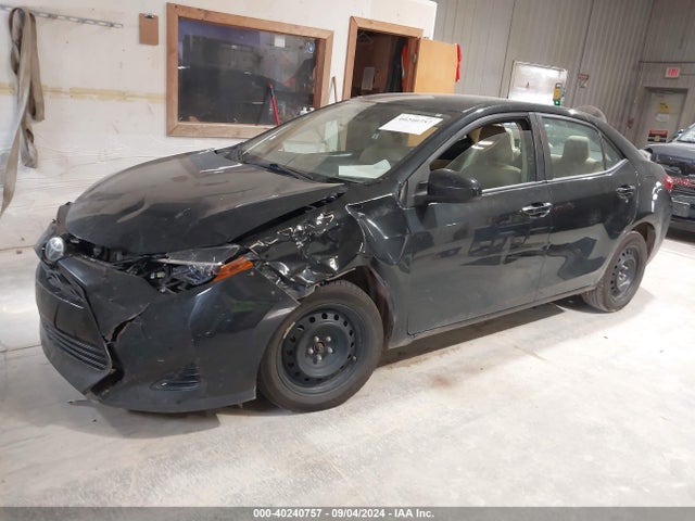 Toyota COROLLA LE 2017 2T1BURHE3HC946645 Image 2