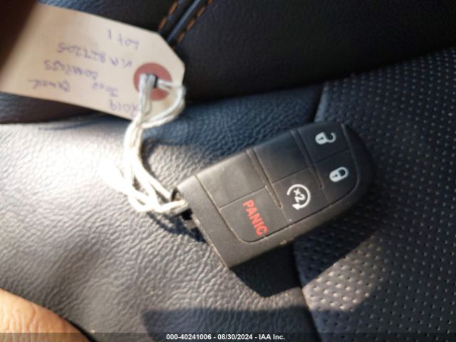 3C4NJDCB2KT827205 Jeep Compass Limited 4x4