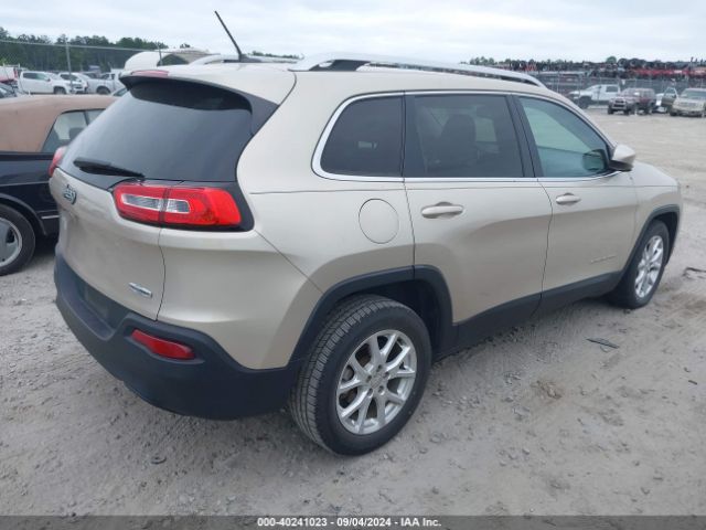 1C4PJLCB4FW532481 Jeep Cherokee Latitude