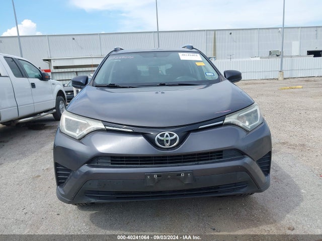 Toyota RAV4 LE 2016 JTMZFREV2GJ091176 Image 12