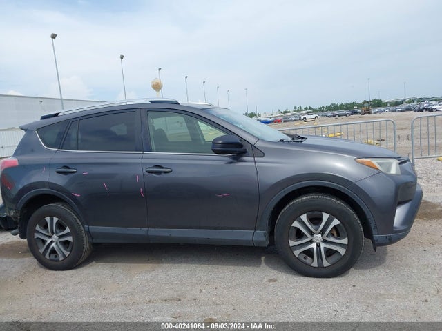 Toyota RAV4 LE 2016 JTMZFREV2GJ091176 Image 13