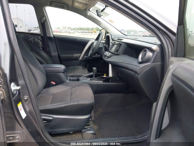 Toyota RAV4 LE 2016 JTMZFREV2GJ091176 Image 5