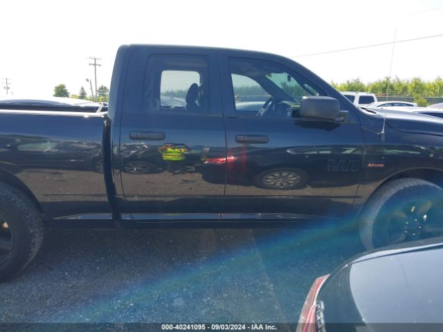 1C6RR7FT4HS767977 RAM 1500 Express Quad Cab 4x4 6'4 Box