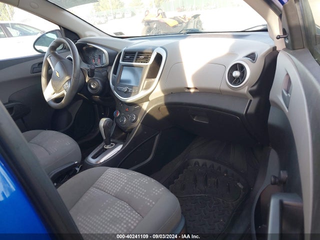 Chevrolet Sonic Ls Auto 2017 1G1JB5SH1H4111152 Image 5