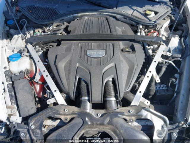 WP0AB2A75HL122403 Porsche Panamera 4s