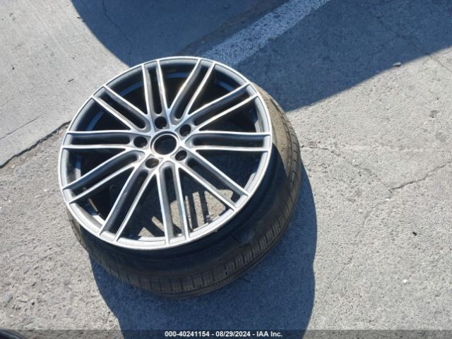 WP0AB2A75HL122403 Porsche Panamera 4s
