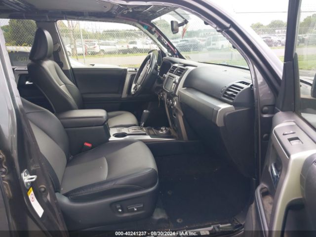 JTEBU5JR8J5532622 Toyota 4runner Sr5 Premium