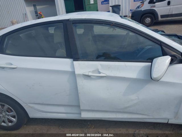 KMHCT4AE9EU693572 Hyundai ACCENT GLS