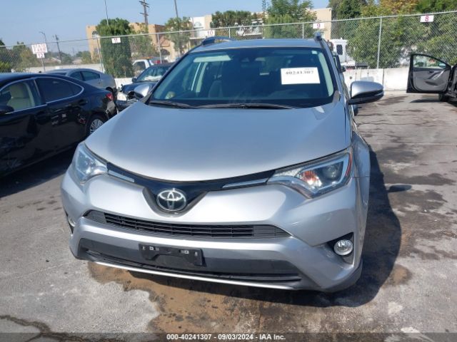 2T3WFREV9HW378844 Toyota Rav4 Xle