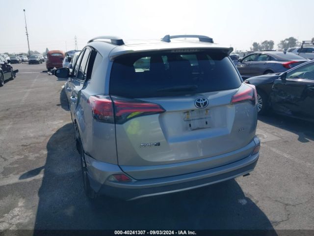 2T3WFREV9HW378844 Toyota Rav4 Xle
