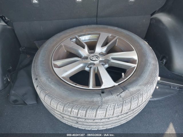 2T3WFREV9HW378844 Toyota Rav4 Xle