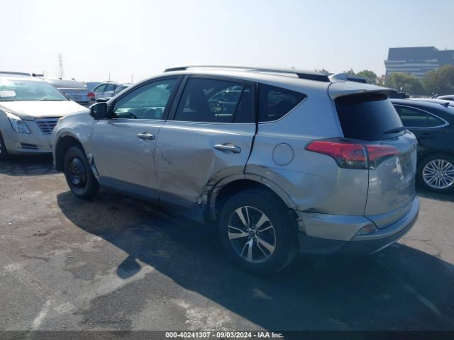 2T3WFREV9HW378844 Toyota Rav4 Xle