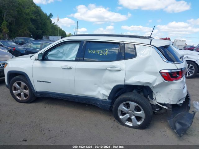 3C4NJDBB8JT254522 Jeep Compass Latitude 4x4