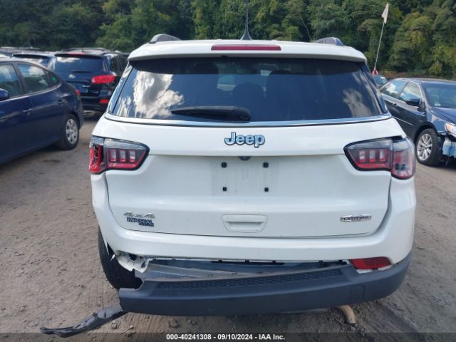 3C4NJDBB8JT254522 Jeep Compass Latitude 4x4