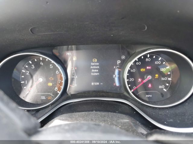 3C4NJDBB8JT254522 Jeep Compass Latitude 4x4