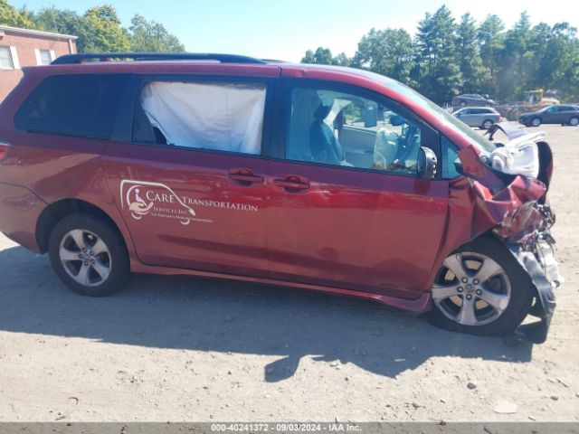5TDKZ3DC5LS054741 Toyota SIENNA LE