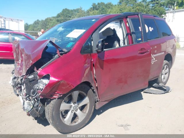 5TDKZ3DC5LS054741 Toyota SIENNA LE