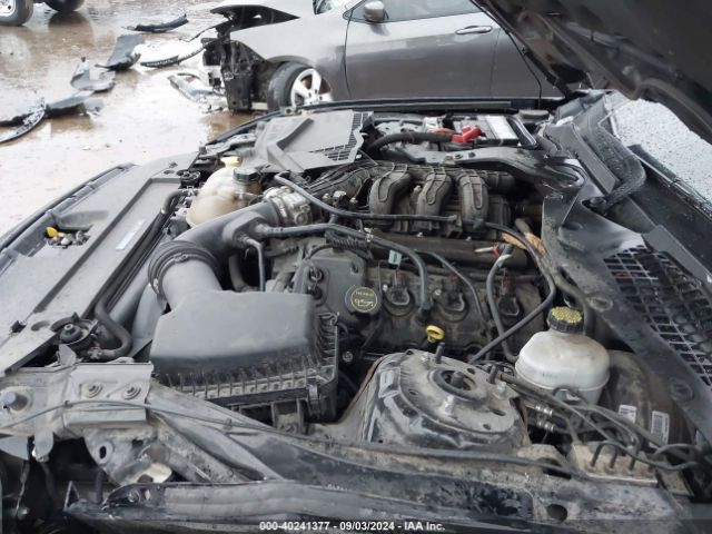 1FA6P8AM1G5331825 Ford Mustang V6