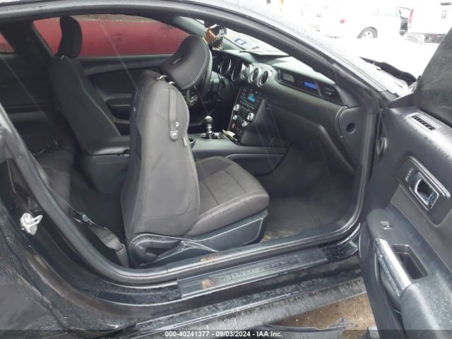 1FA6P8AM1G5331825 Ford Mustang V6