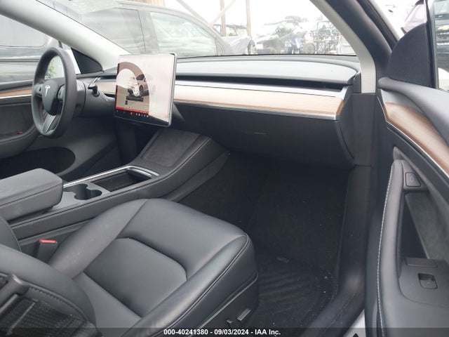 2022 TESLA MODEL Y 7SAYGAEE9NF523098 Photo 4