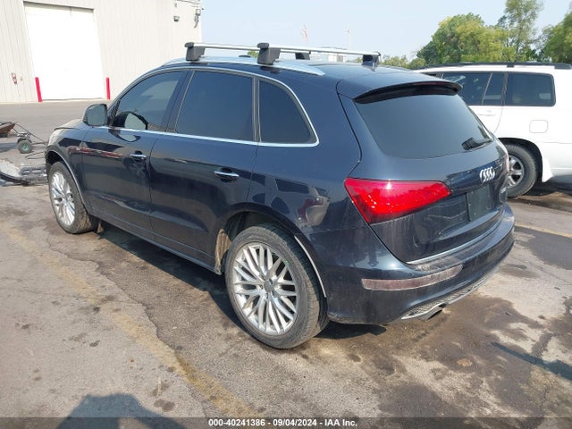 Audi Q5 2.0t Premium 2017 WA1M2AFP0HA041735 Image 3