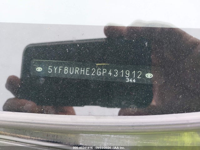 Toyota COROLLA L 2016 5YFBURHE2GP431912 Image 9
