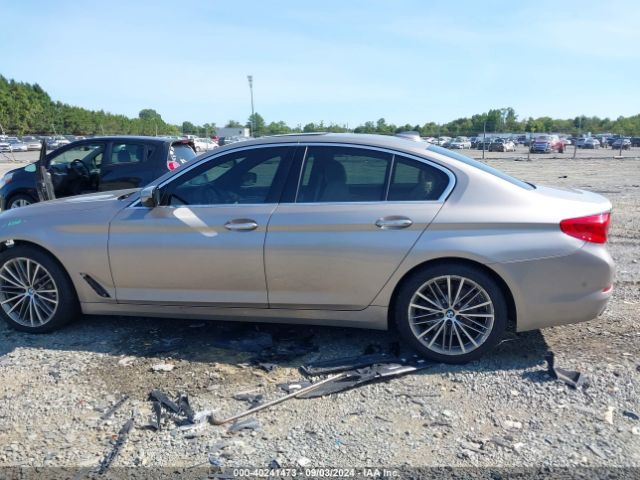 WBAJE7C34HG887106 BMW 540i Xdrive