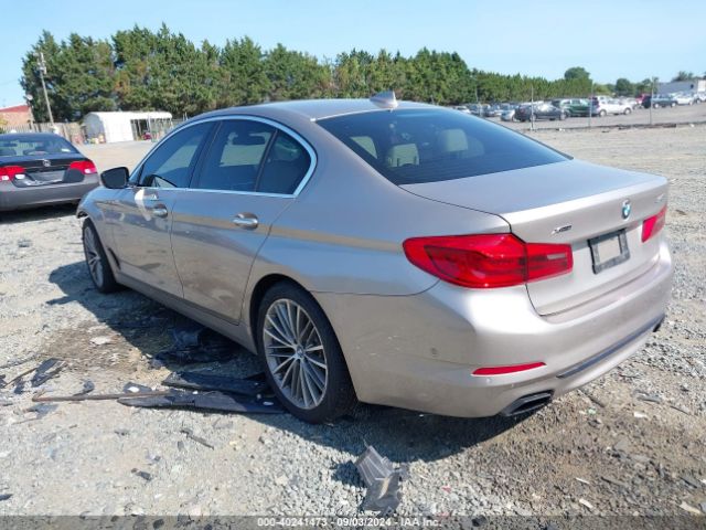 WBAJE7C34HG887106 BMW 540i Xdrive