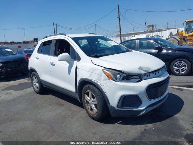 2018 3GNCJLSB1JL347021 main image