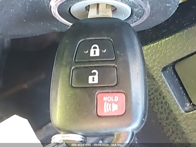 Toyota RAV4 LE 2016 2T3BFREV3GW520764 Image 11
