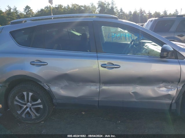 Toyota RAV4 LE 2016 2T3BFREV3GW520764 Image 13