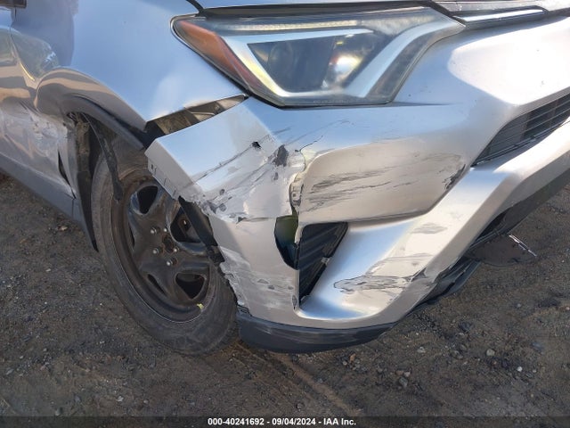 Toyota RAV4 LE 2016 2T3BFREV3GW520764 Image 6