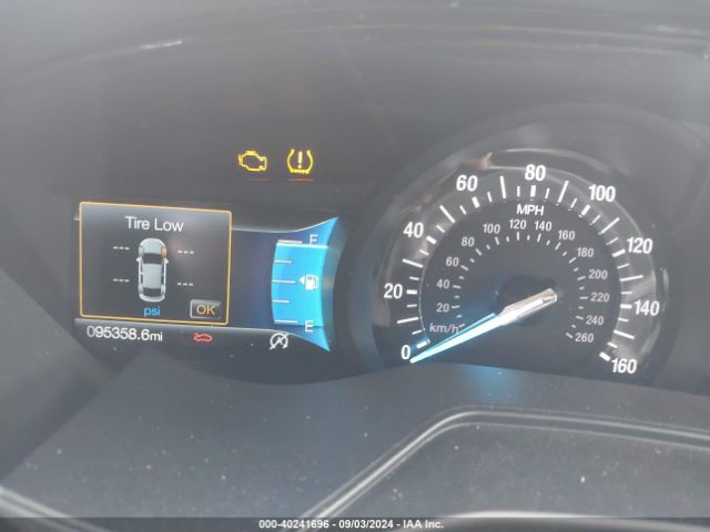 3FA6P0HD4KR198393 Ford FUSION SE