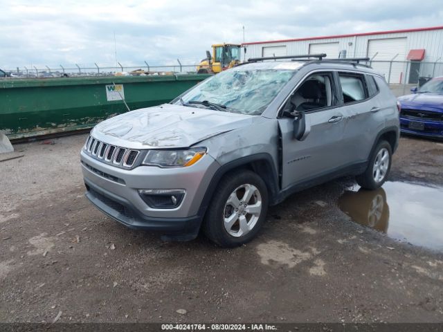3C4NJDBB5JT199706 Jeep Compass Latitude 4x4