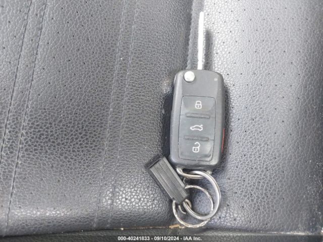 3VWL17AJXFM318687 Volkswagen Jetta 1.8t Sel
