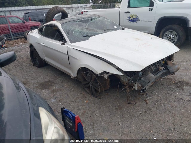 Ford Mustang V6 2017 1FA6P8AM4H5255728 Image 11