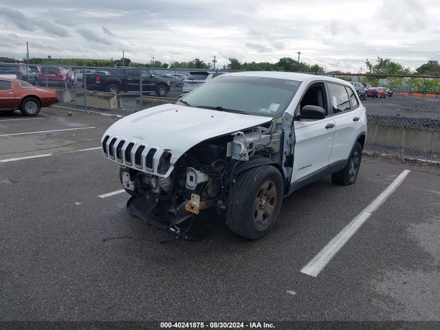 1C4PJMAB2EW134399 Jeep Cherokee Sport