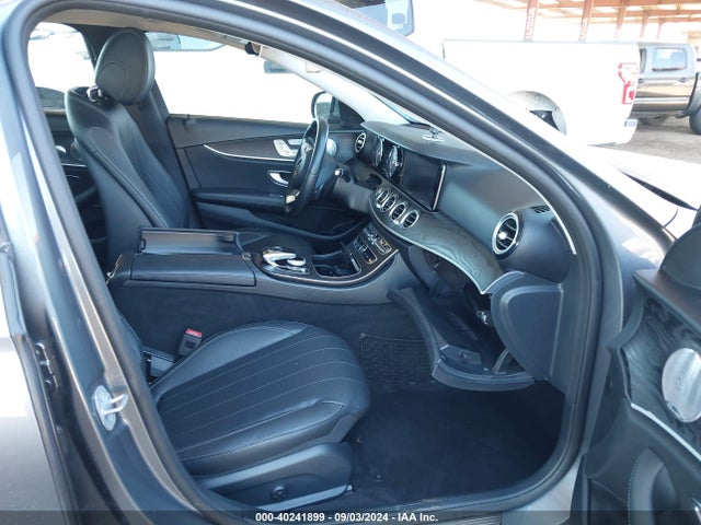 WDDZF4JB4JA342324 Mercedes-Benz E 300