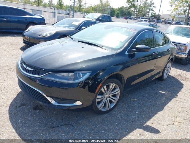 Chrysler 200 Limited 2015 1C3CCCAB3FN562920 Image 2
