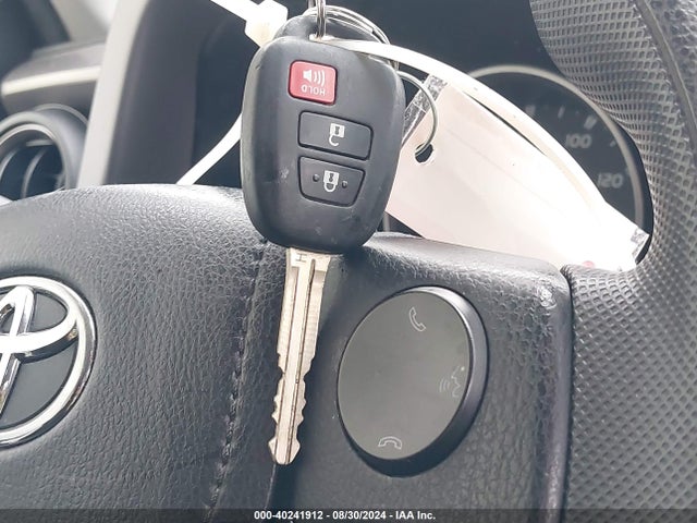 Toyota RAV4 LE 2016 JTMBFREV1GD178776 Image 11