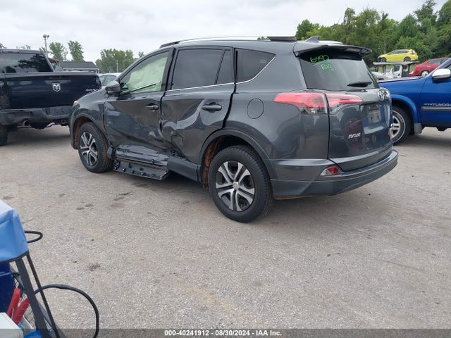 Toyota RAV4 LE 2016 JTMBFREV1GD178776 Image 3