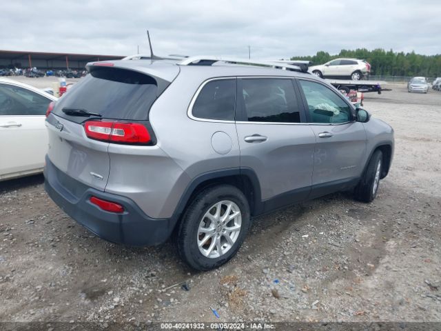 1C4PJMLB3JD520929 Jeep Cherokee Latitude Plus 4x4