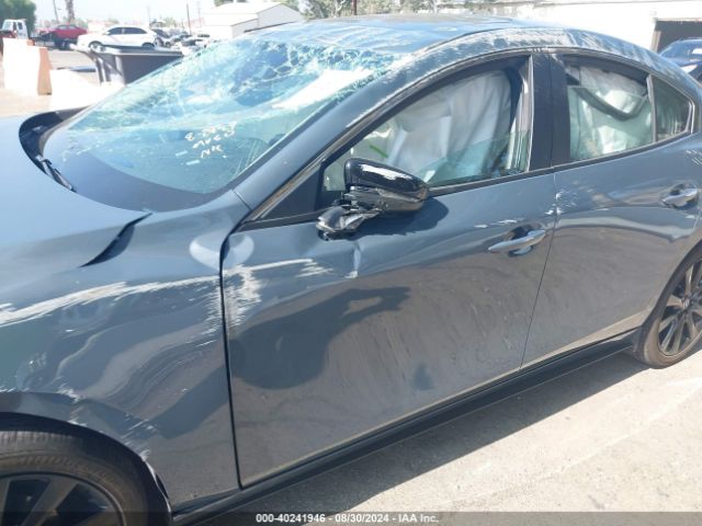3MZBPACL3NM315604 Mazda Mazda3 Carbon Edition