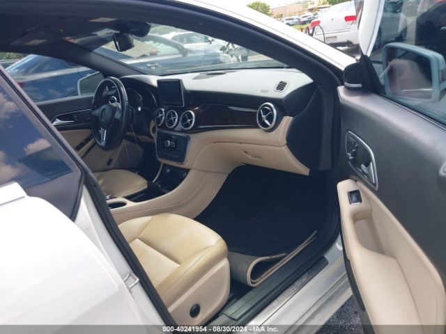 WDDSJ4EBXEN054588 Mercedes-Benz CLA 250