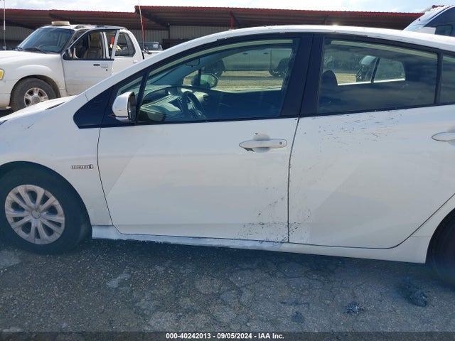 Toyota Prius Le 2020 JTDKARFU6L3114219 Image 20