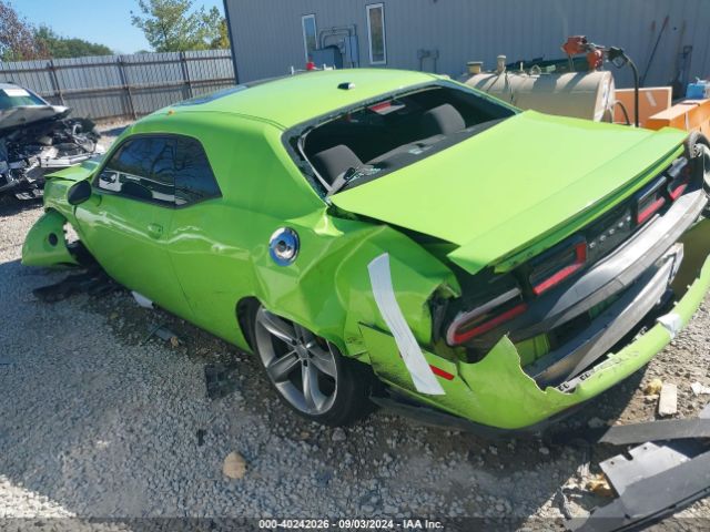 2C3CDZAT2FH702683 Dodge Challenger R/t