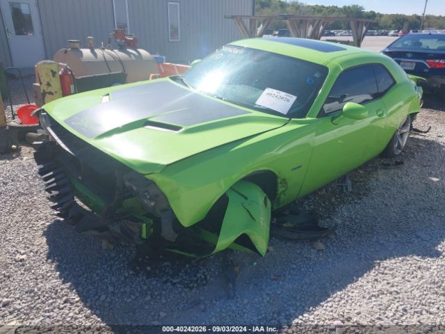 2C3CDZAT2FH702683 Dodge Challenger R/t