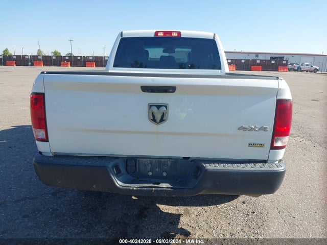 1C6RR7FG8KS627487 RAM 1500 Classic Tradesman Quad Cab 4x4 6'4 Box