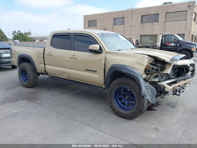 Toyota Tacoma Trd Off Road 2017 5TFDZ5BN2HX024252 головне зображення