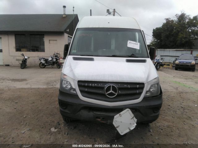 WD3PE8DE6E5825534 Mercedes-Benz Sprinter 2500 High Roof